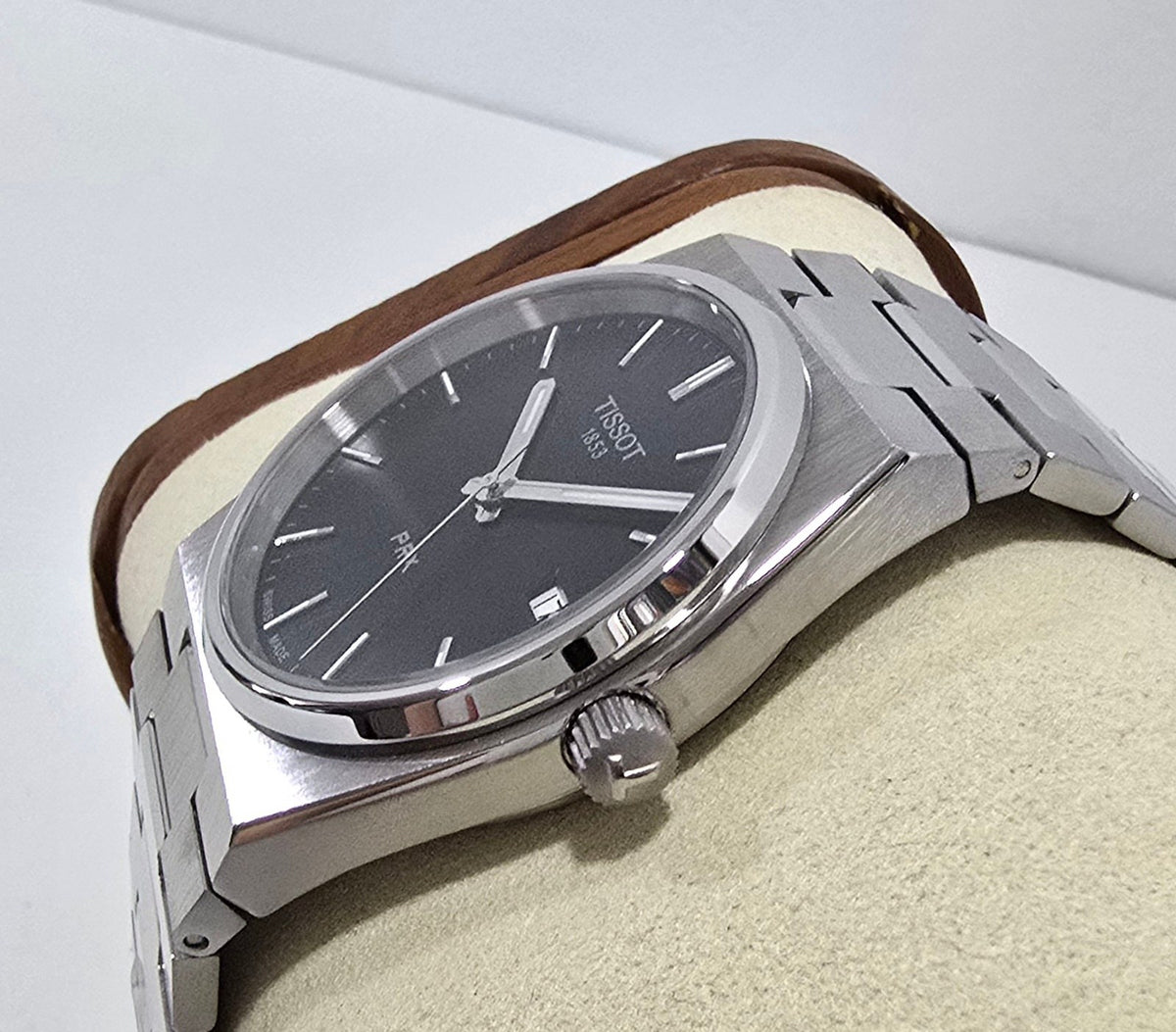 Tissot PRX Black Bracelet – 40 mm – view 4