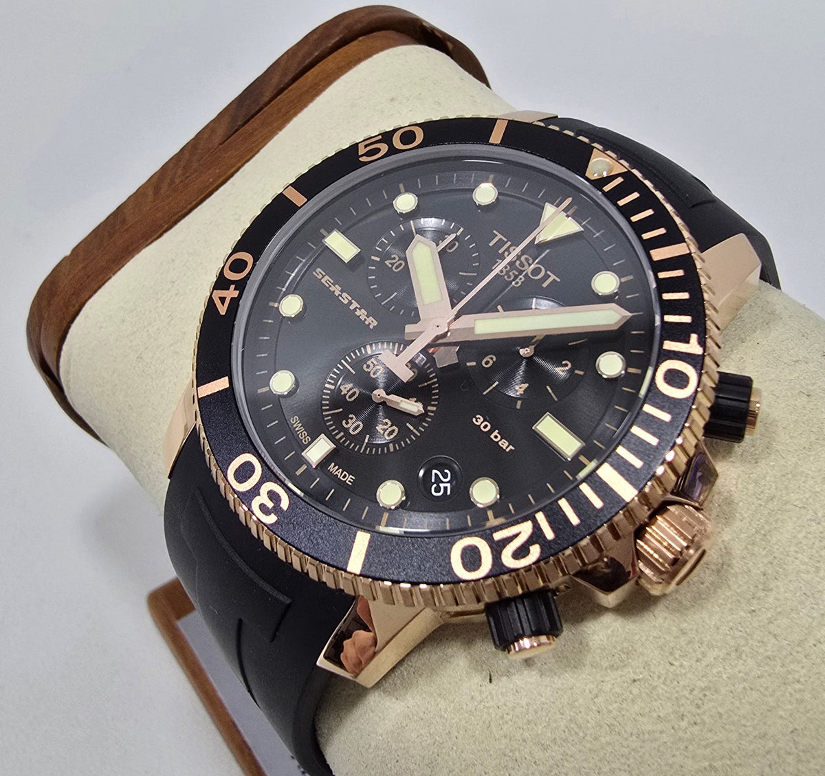 Tissot Seastar 1000 Chronograph Black – 45.5 mm – view 3