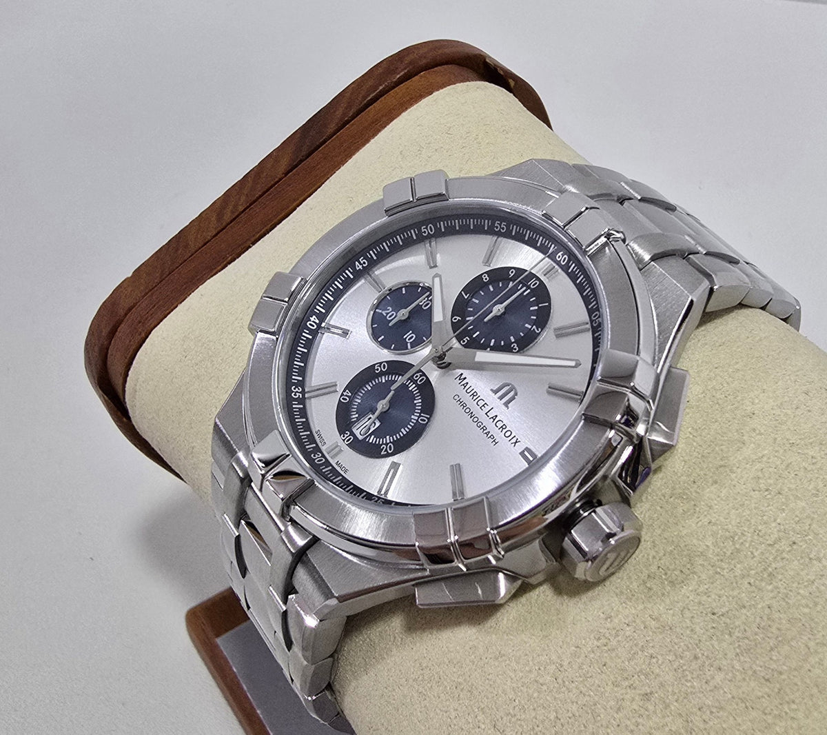 Maurice Lacroix Aikon Chronograph White – 44 mm – view 3