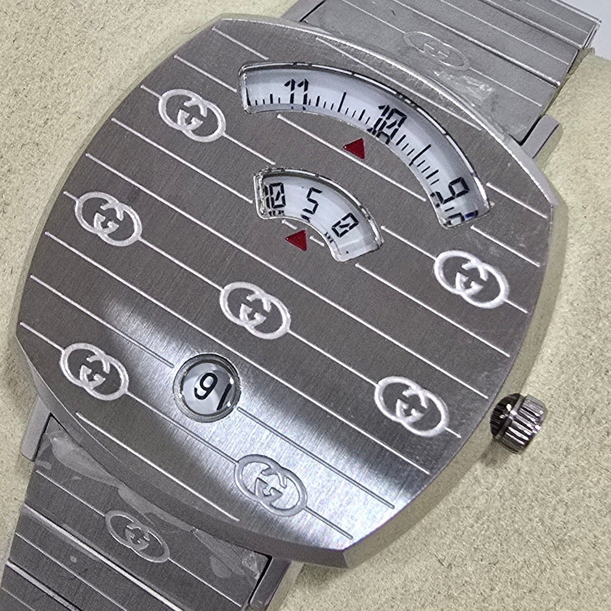 Gucci Grip Steel – 35 mm – view 2