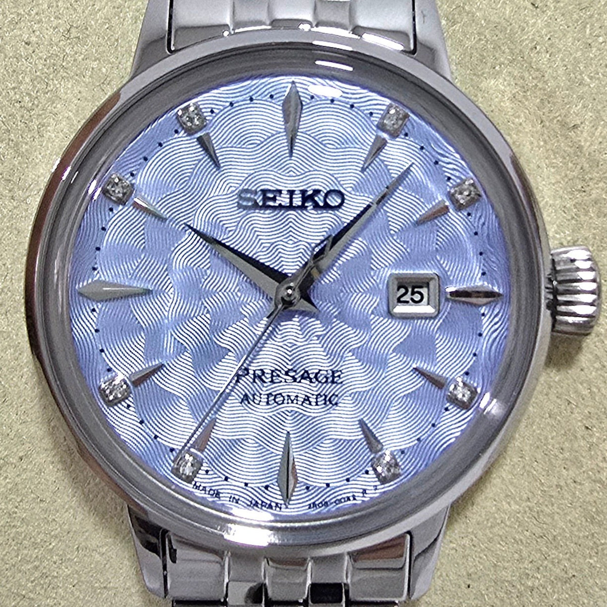 Seiko Presage Cocktail Time “Skydiving” Blue Diamond – 30.3 mm – view 5