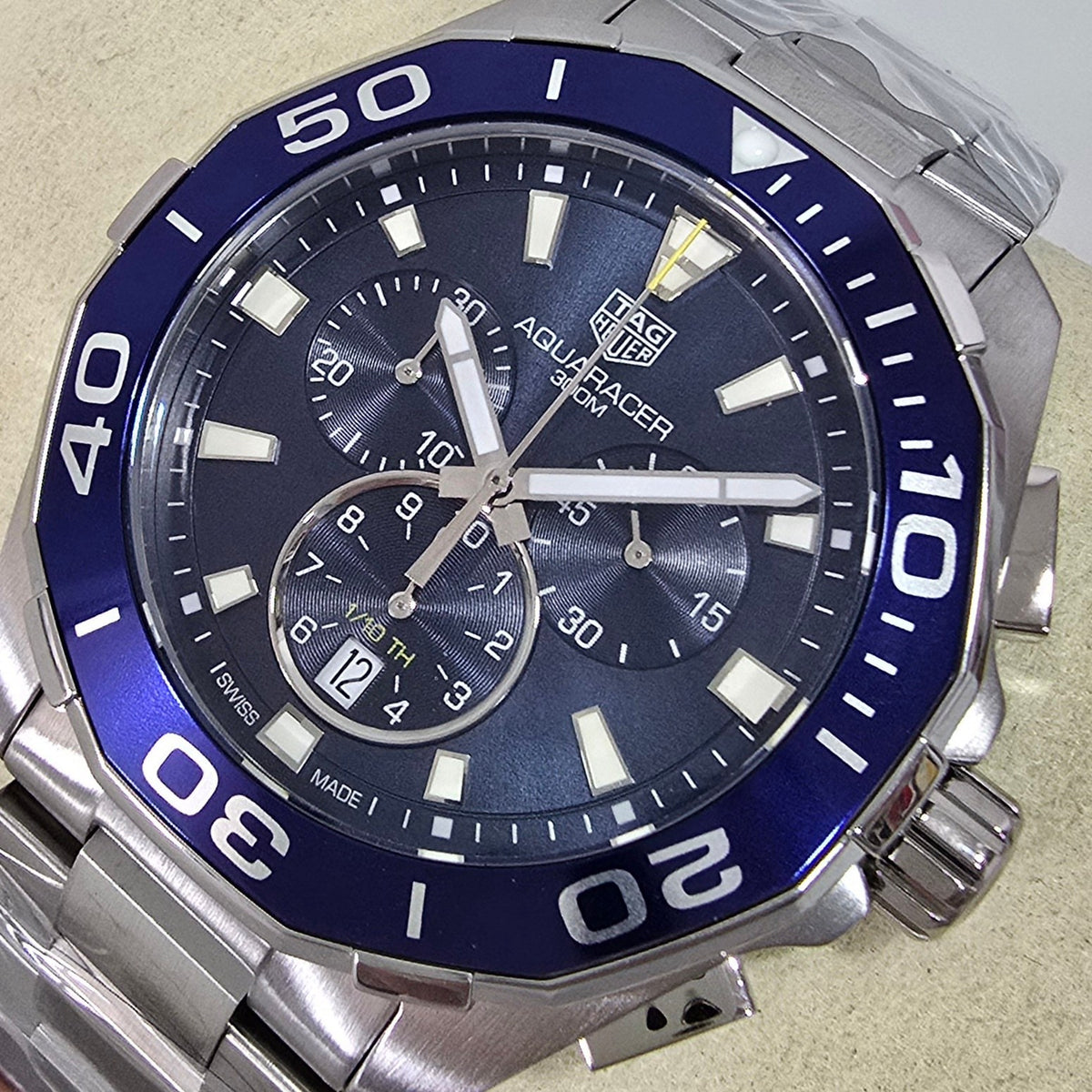 TAG Heuer Aquaracer 300M Chronograph Blue – 43 mm – view 3