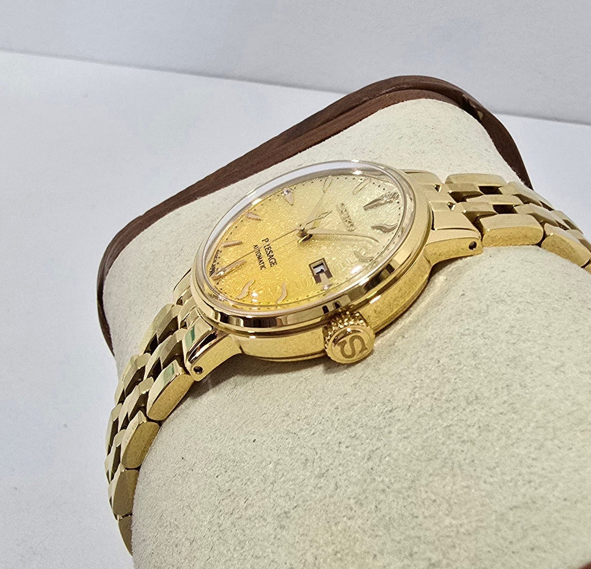 Seiko Presage Cocktail Time “Eggnog” Gold Diamond – 30.3 mm – view 4