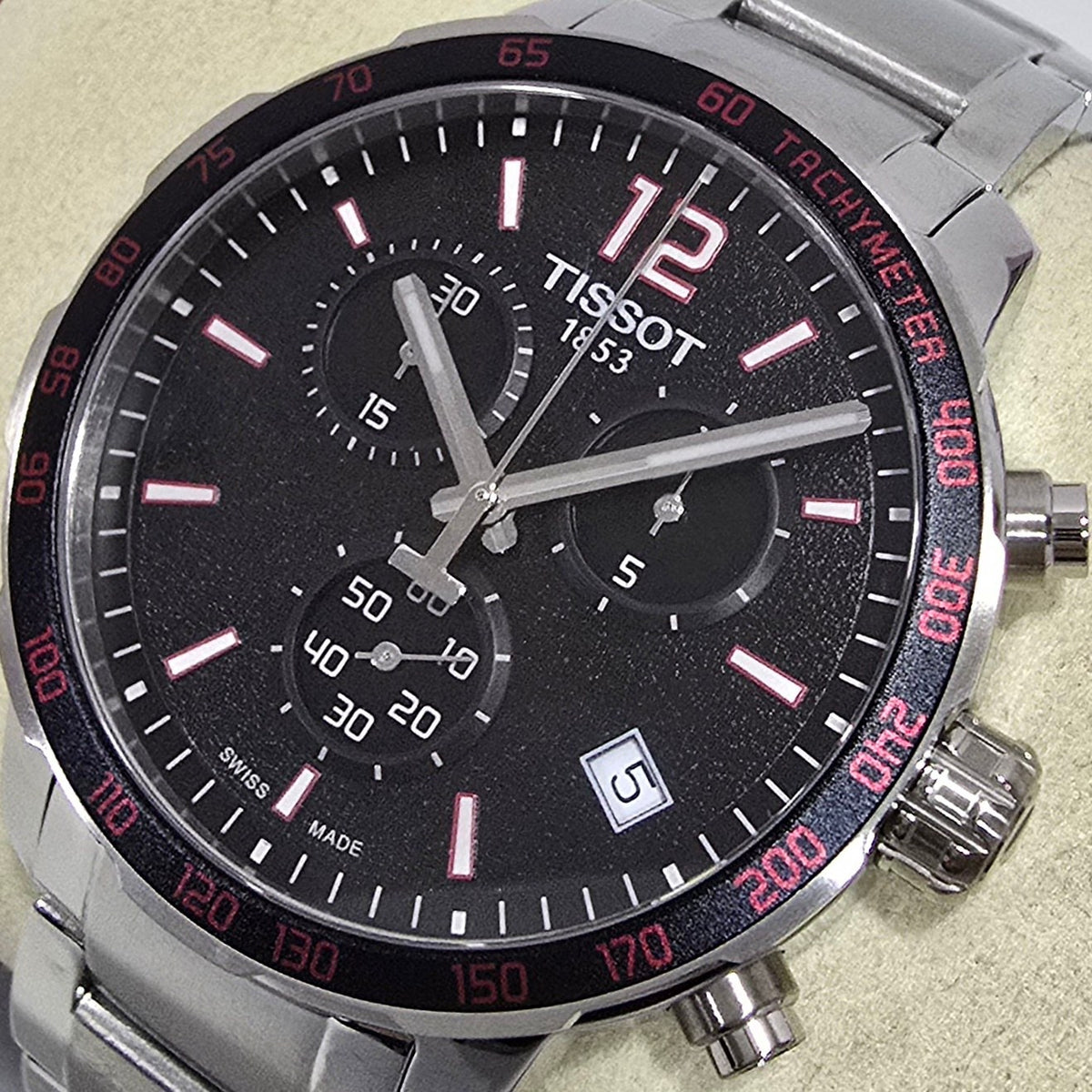 Tissot Quickster Chronograph Black – 42 mm – view 2