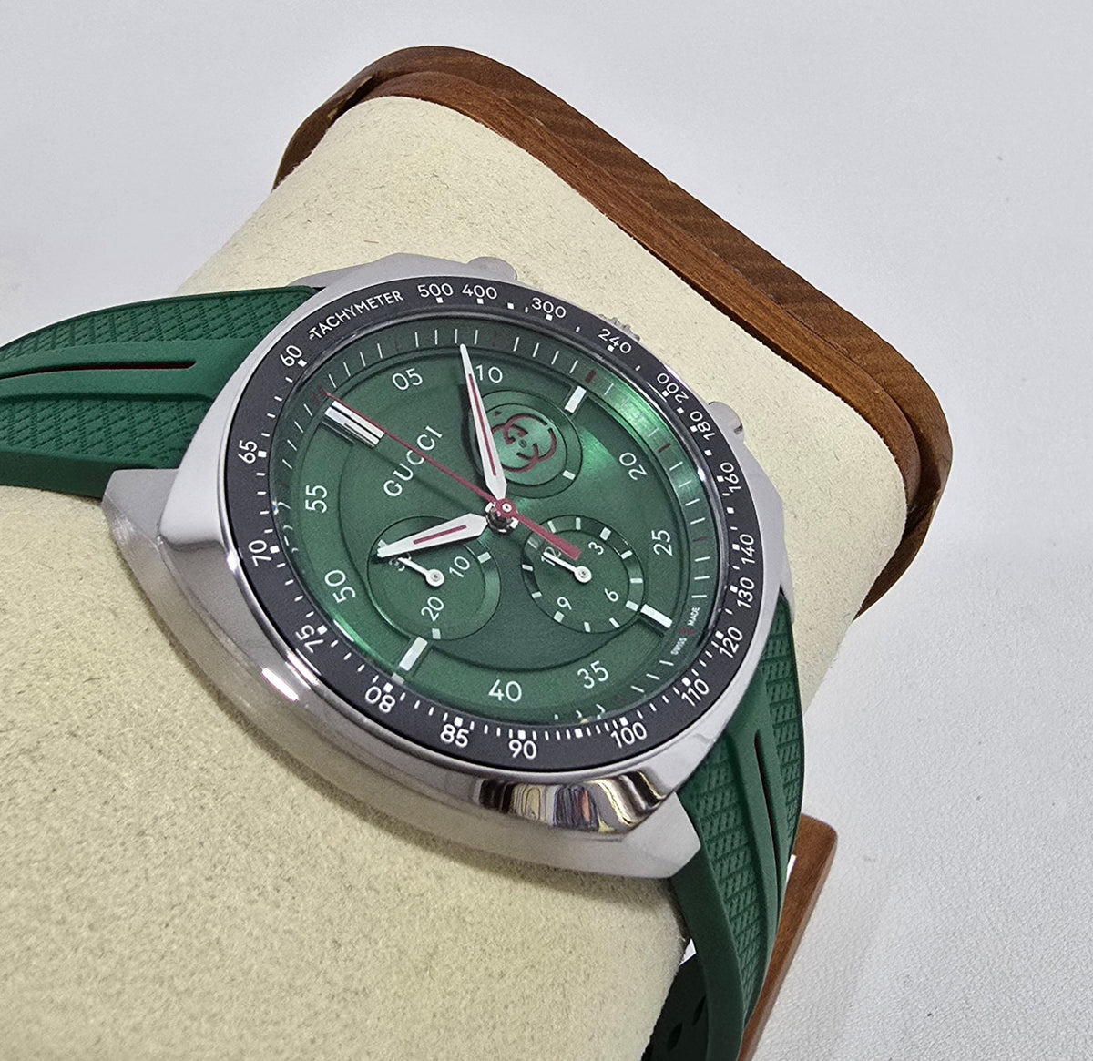 Gucci Interlocking Chronograph – 41 mm – view 5