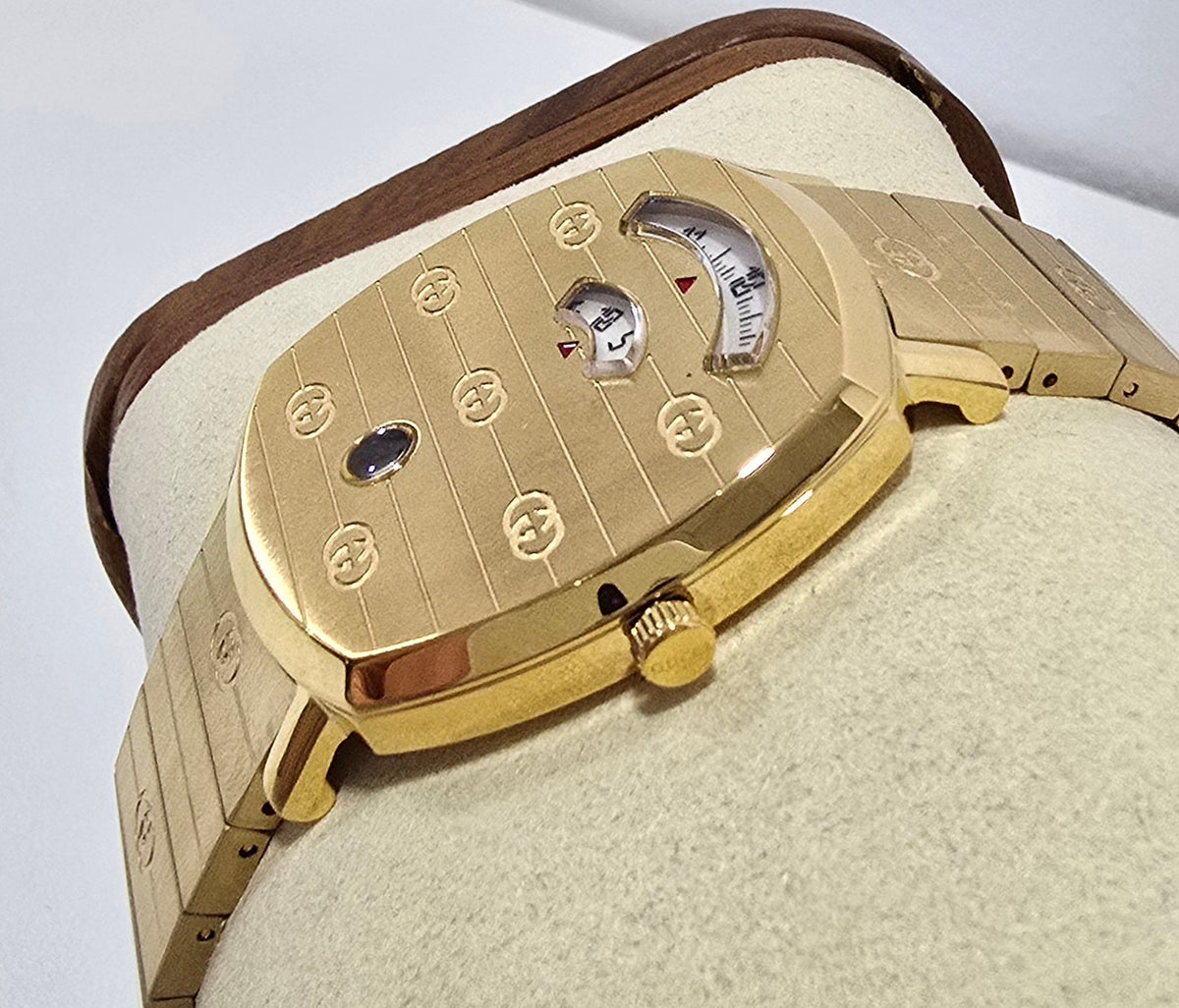Gucci Grip Gold – 38 mm – view 4