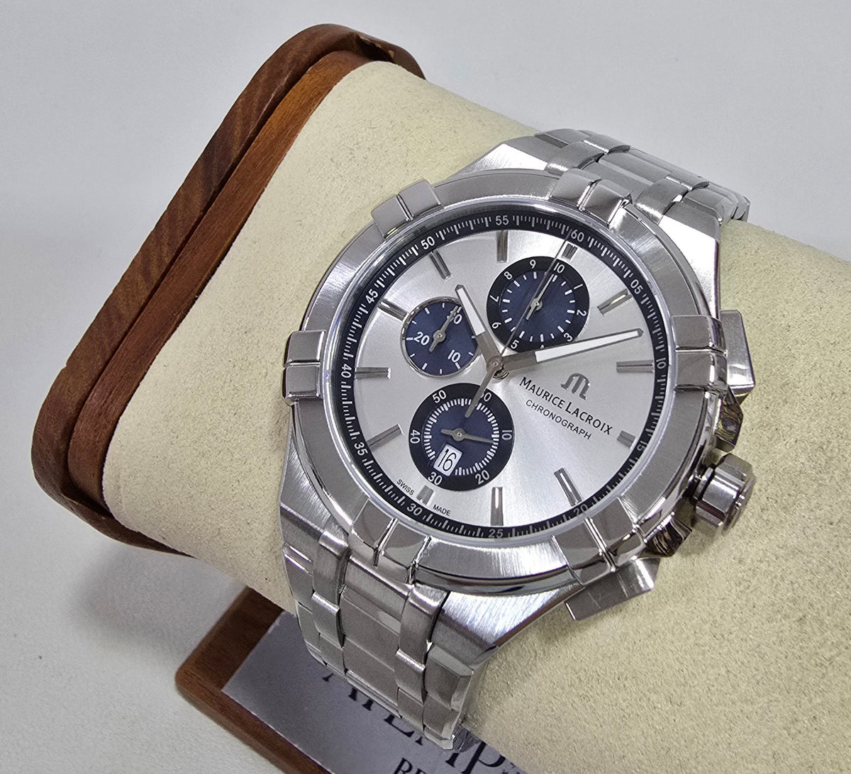 Maurice Lacroix Aikon Chronograph White – 44 mm